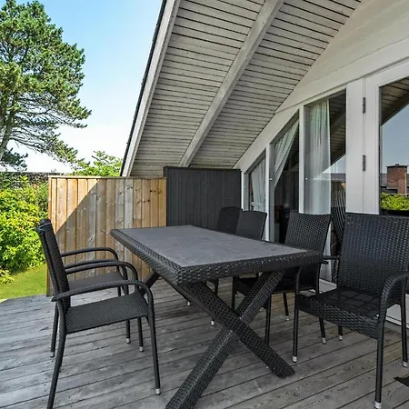 3 Bedroom Cozy In Tarm * Hemmet