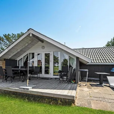 3 Bedroom Cozy In Tarm