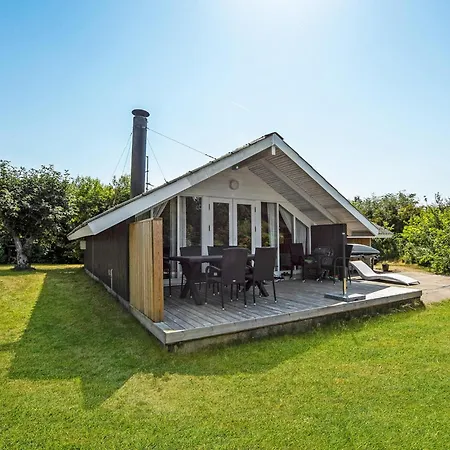 3 Bedroom Cozy In Tarm *