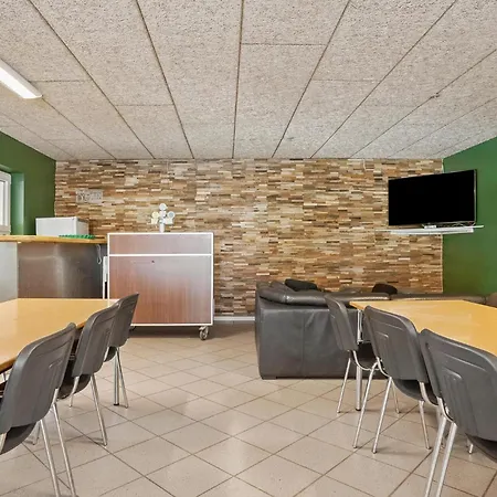 Сasa de vacaciones 3 Bedroom Cozy In Tarm
